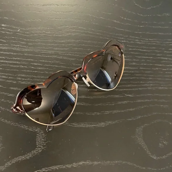 ❤️Aviator Sunglasses x2☀️ - Picture 7 of 8